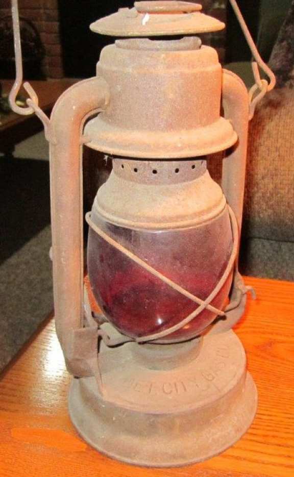Detroit City Gas Company Lantern